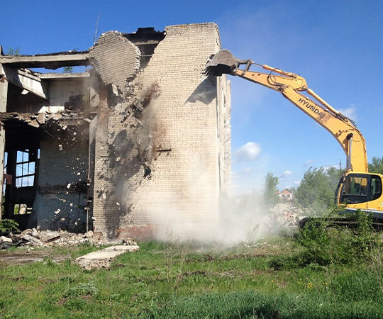 Демонтаж зданий в Новокузнецке и  Кемеровской области
